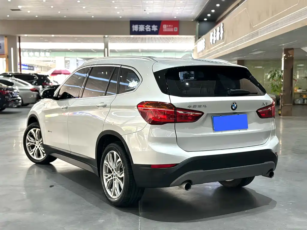BMW X1 2018 sDrive20Li Leading Model купить на сайте DeffCars