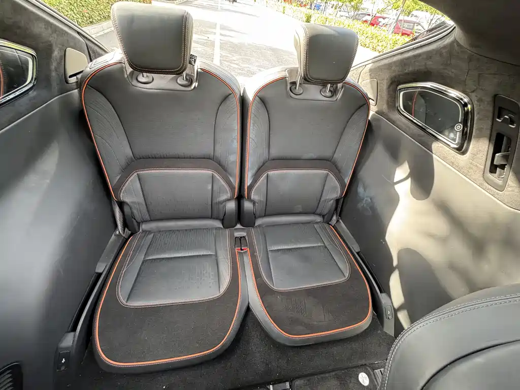 Gaohe HiPhi X 2021 flagship version 6 seats купить на сайте DeffCars