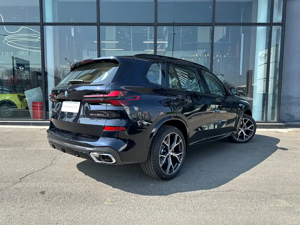 BMW X5 2025 xDrive 30Li Exclusive M Sports Night Package купить на сайте DeffCars