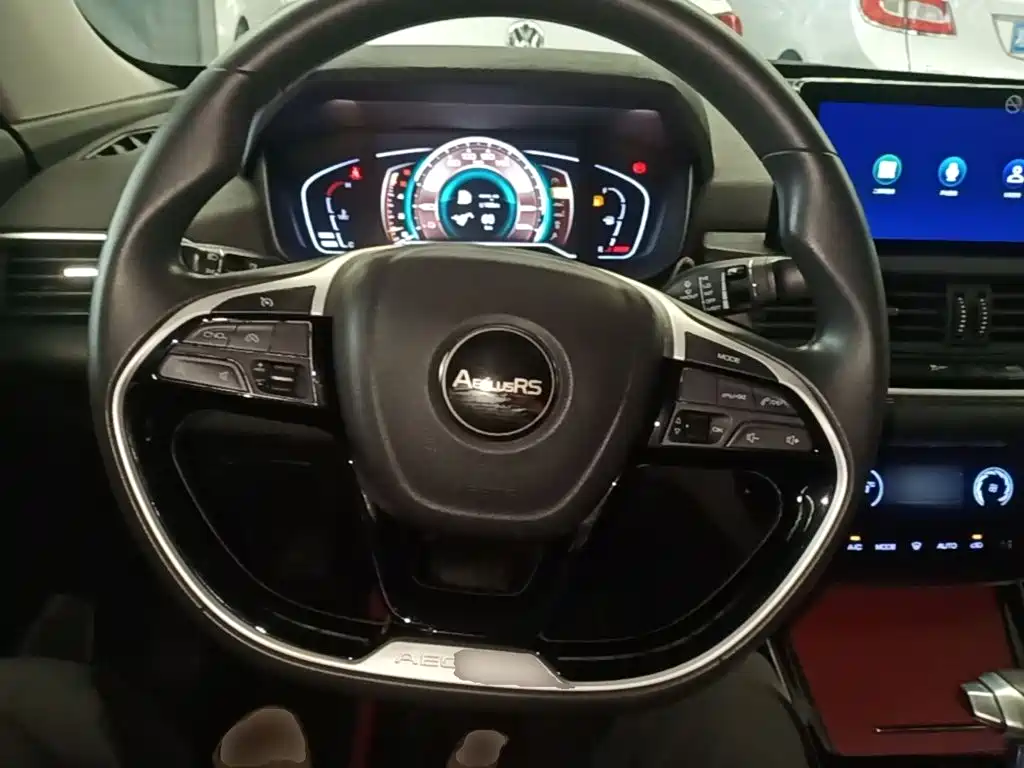Yixuan 2020 230T automatic dazzling version купить на сайте DeffCars