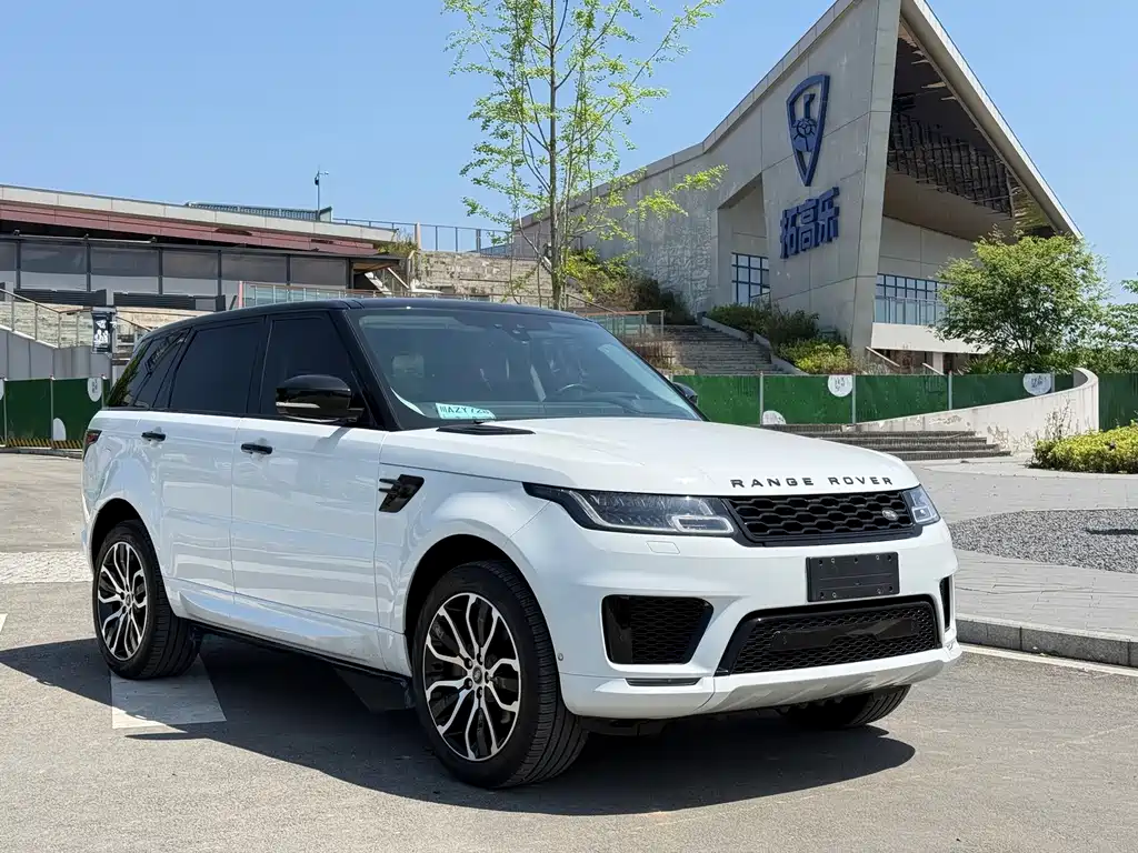 Range Rover Sport 2022 3.0 L6 Black Edition купить на сайте DeffCars
