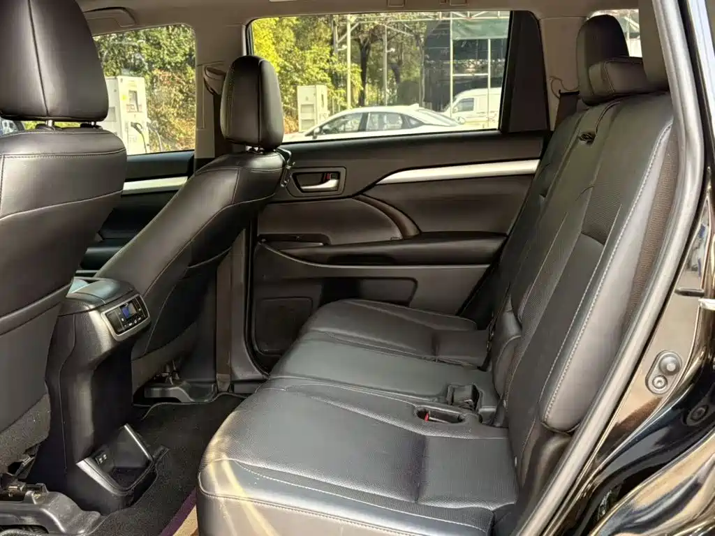 Highlander 2021 2.0T four-wheel drive luxury version 7 seats купить на сайте DeffCars