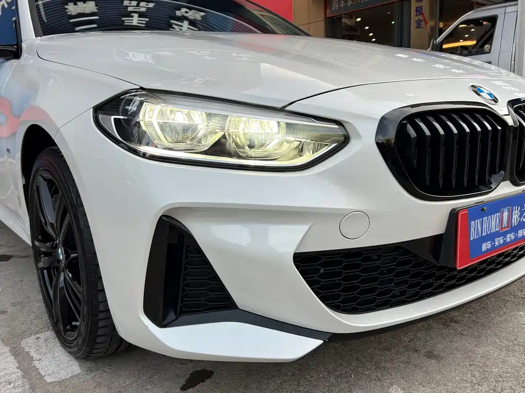 BMW 1 Series 2023 125i M Sports Night Edition купить на сайте DeffCars