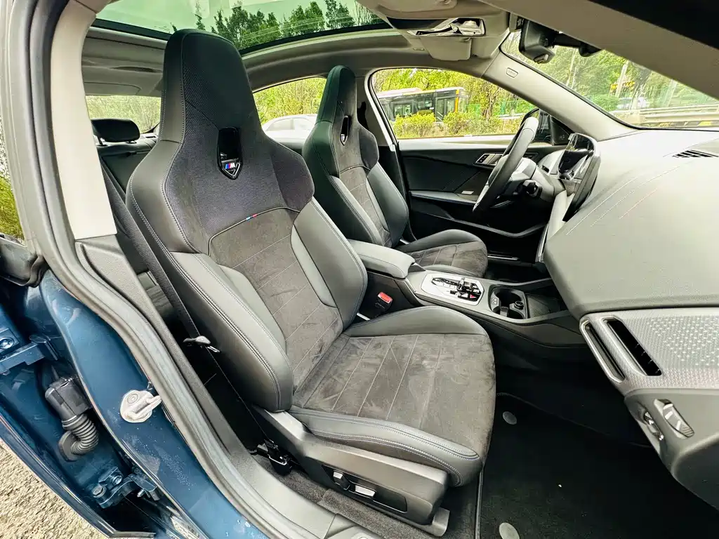 BMW 2 Series 2025 225L M Sports Night Package купить на сайте DeffCars