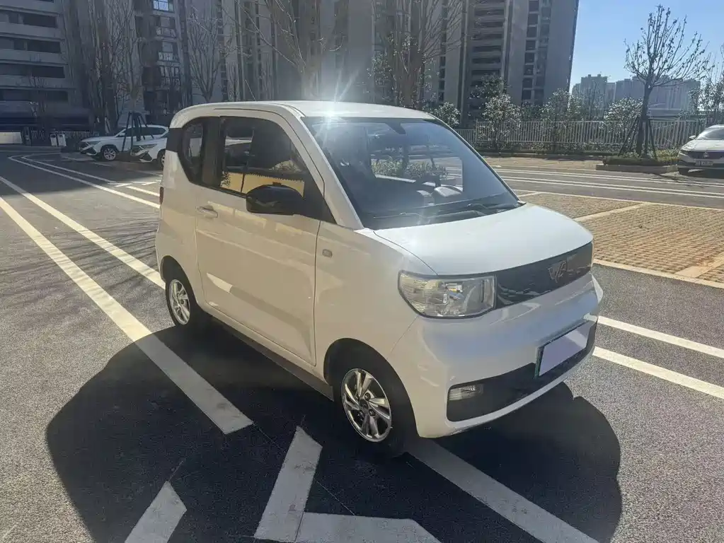 Hongguang MINIEV 2020 Yuexiang model lithium iron phosphate купить на сайте DeffCars