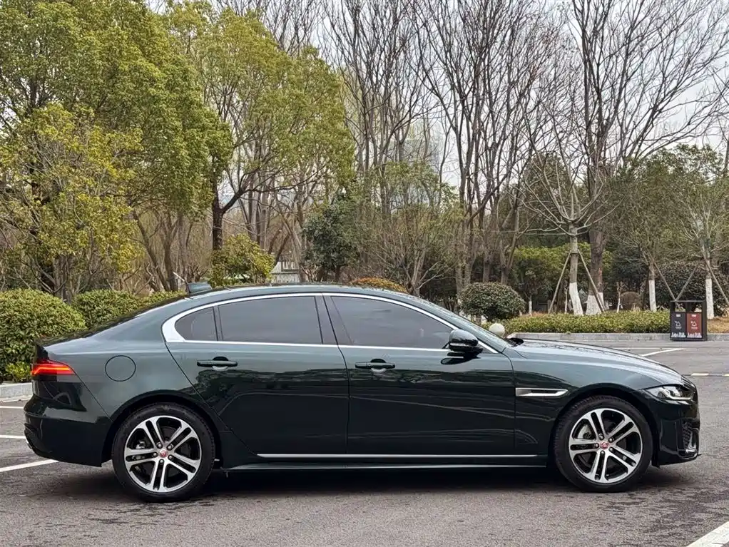 Jaguar XEL 2023 2.0T 250PS R-DYNAMIC S Advanced Sports Edition купить на сайте DeffCars