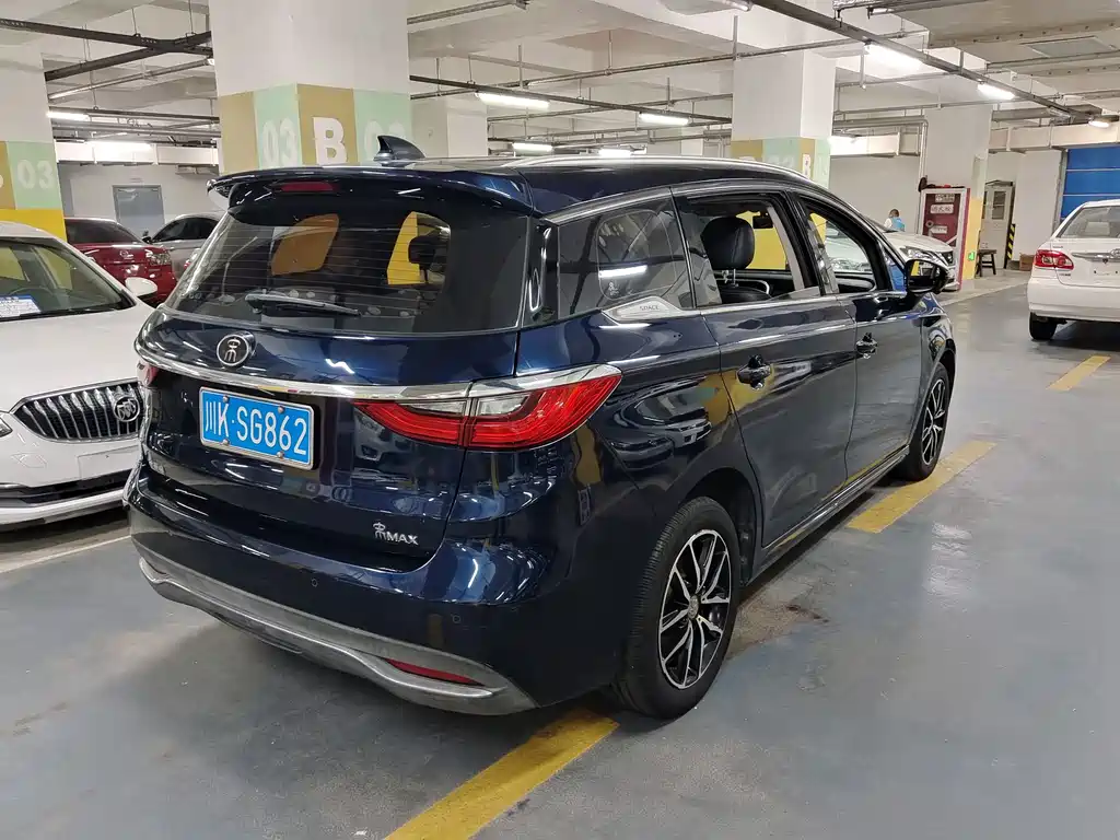 Song MAX 2017 1.5T automatic intelligent connected elite type 7 seats купить на сайте DeffCars