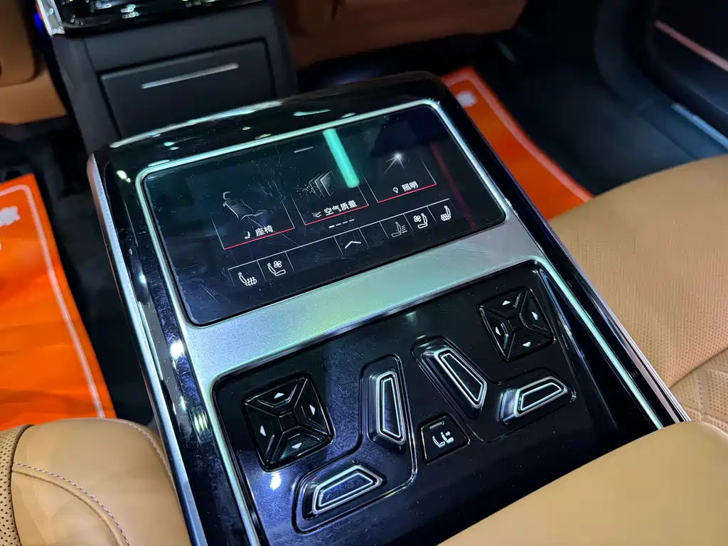 Audi A8 2024 A8L 55 TFSI quattro flagship model купить на сайте DeffCars