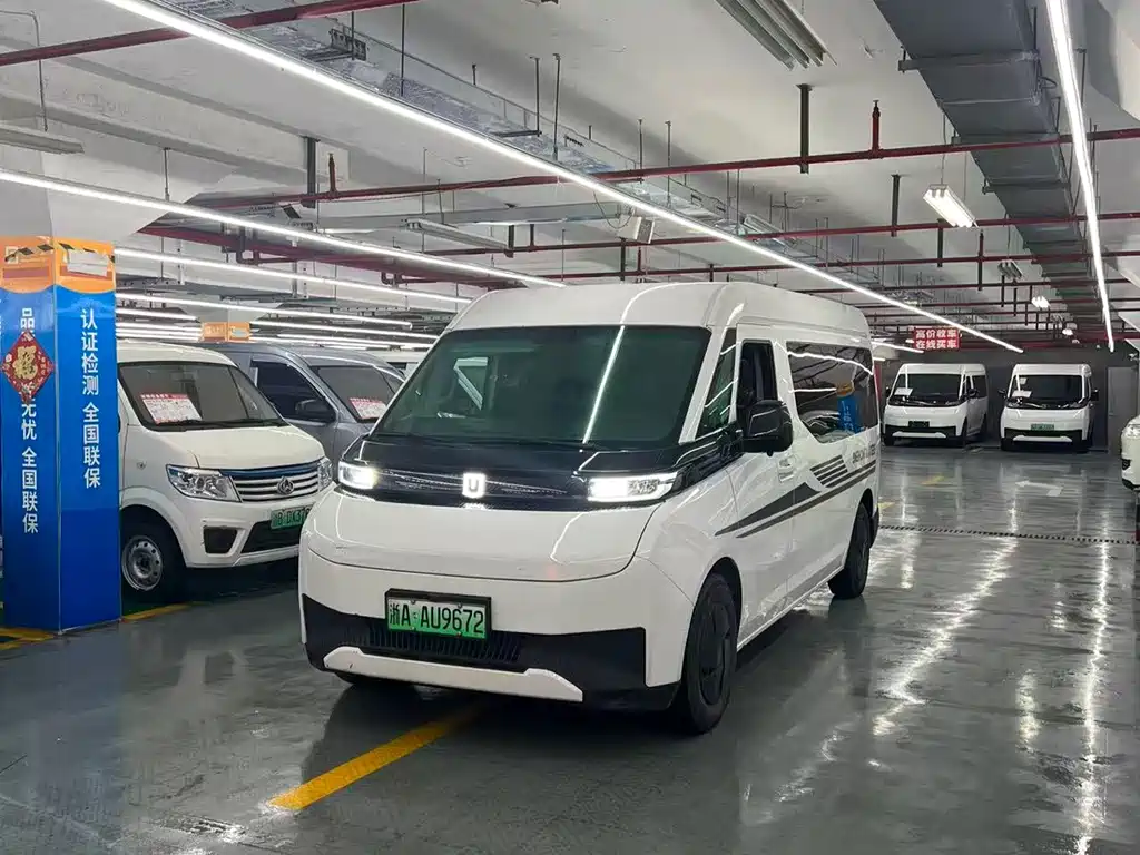 Jinbei Long-range super VAN 2024 Yucheng version bottom bracket mid-top 83kWh купить на сайте DeffCars