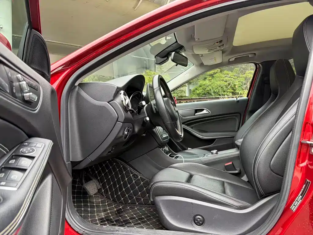 Mercedes-Benz GLA 2017 GLA 200 Dynamic купить на сайте DeffCars