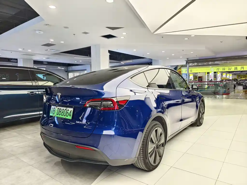 Model Y 2021 long-range all-wheel drive version купить на сайте DeffCars