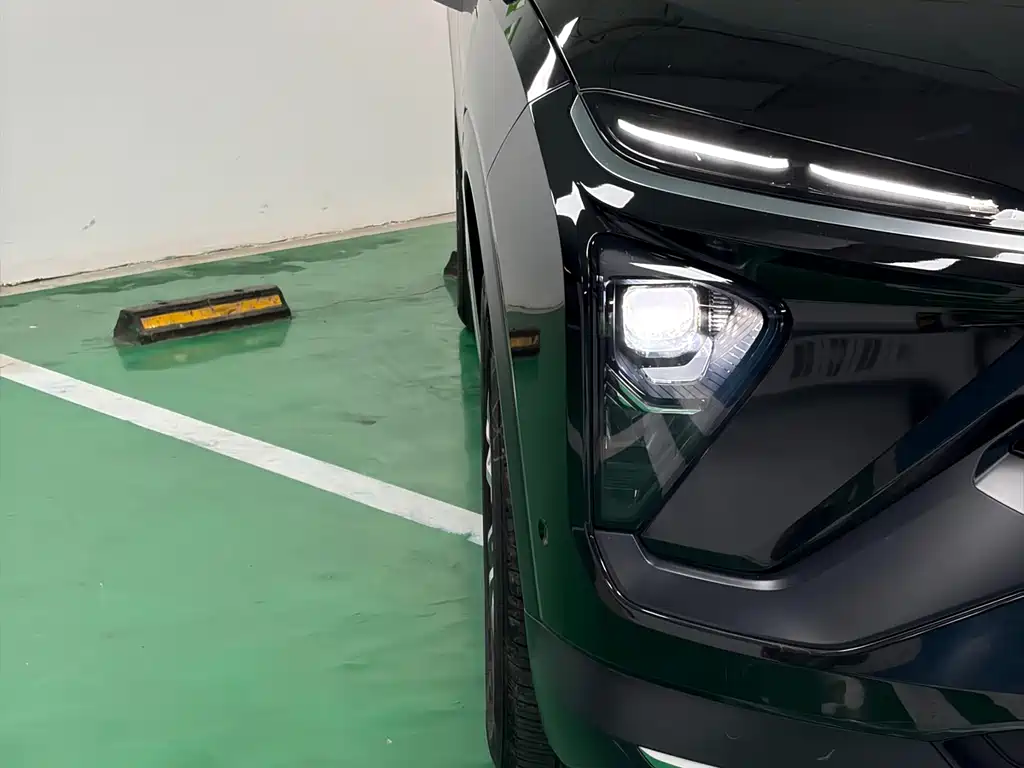 NIO ES6 2020 420KM Sports Edition купить на сайте DeffCars