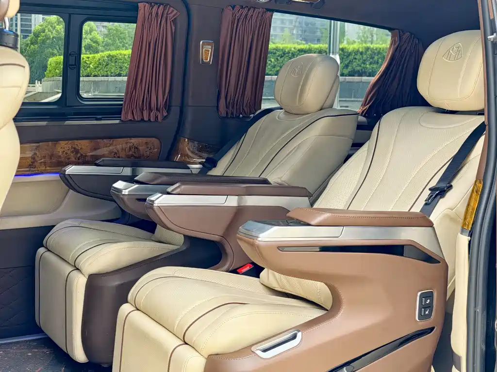 Vito 2021 2.0T Business Edition 7 seats купить на сайте DeffCars
