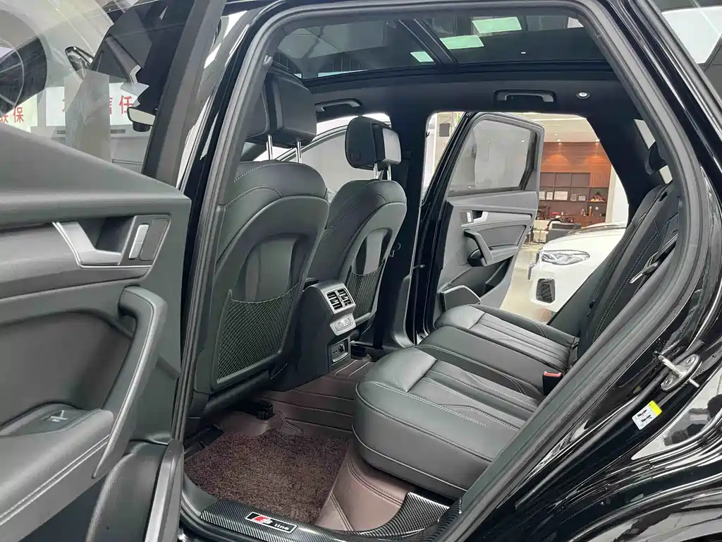 Audi Q5L 2023 40T luxury and dynamic model купить на сайте DeffCars