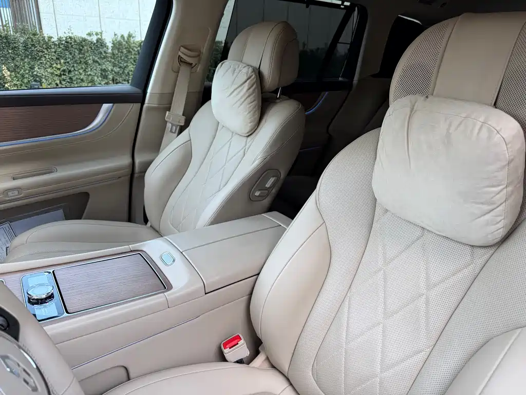 Wenjie M9 2024 extended range Ultra version 52kWh 5-seater version купить на сайте DeffCars