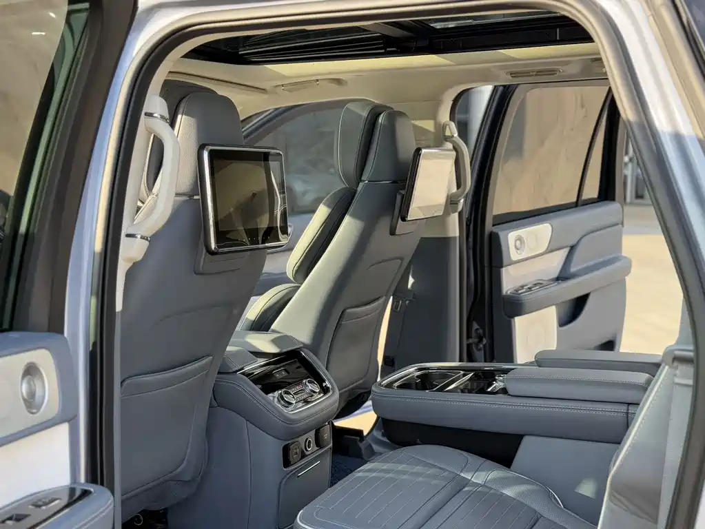 Navigator 2020 3.5T Long Axis Presidential Edition купить на сайте DeffCars