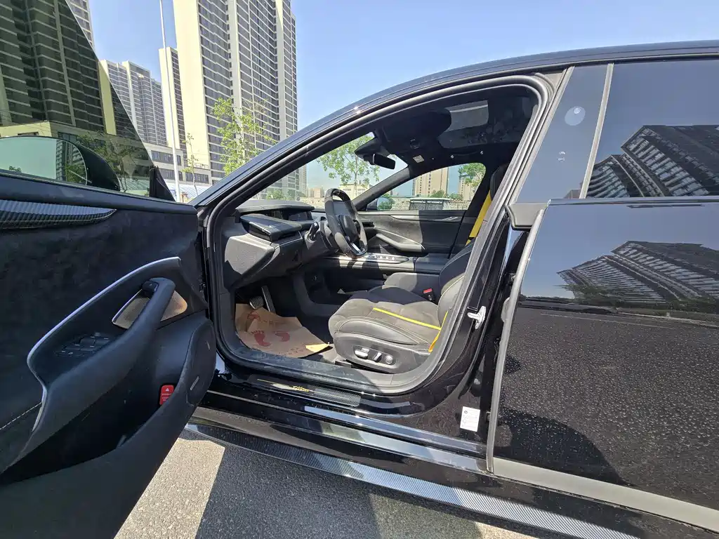 Xiaomi SU7 Ultra 2025 Ultra купить на сайте DeffCars