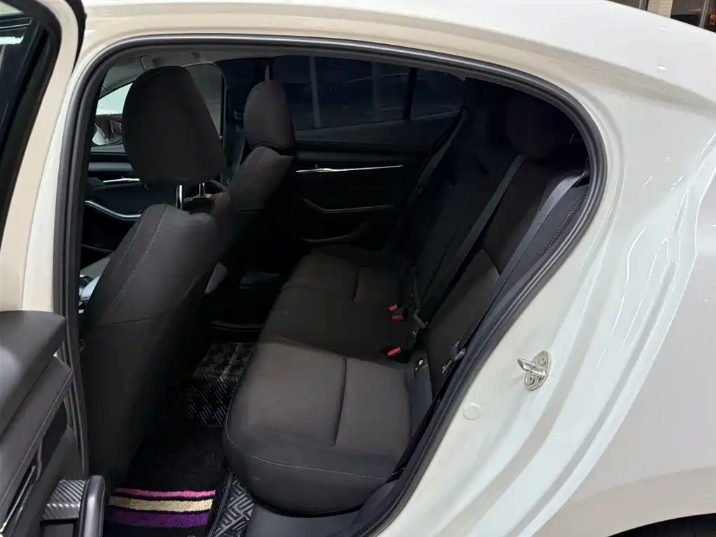 Mazda3 Angkesela 2021 2.0L automatic quality version купить на сайте DeffCars
