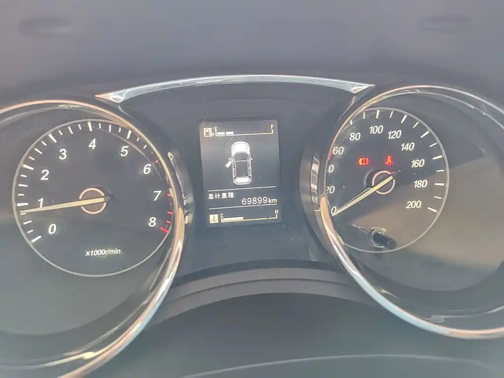 Baojun 730 2016 1.8L Manual Luxury 7 Seater купить на сайте DeffCars