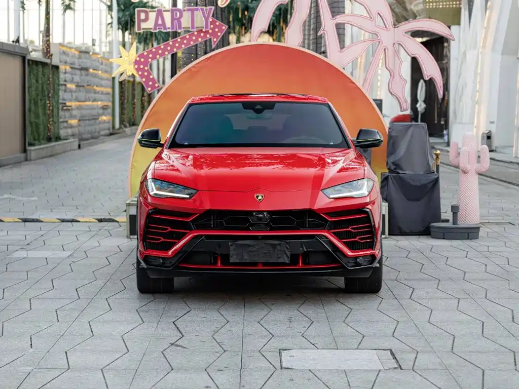 Urus 2018 4.0T V8 купить на сайте DeffCars
