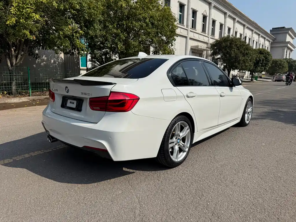 BMW 3 Series 2019 320i M Sports Package купить на сайте DeffCars