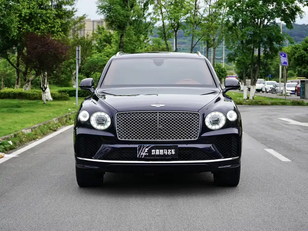 Bentayga 2021 4.0T V8 купить на сайте DeffCars