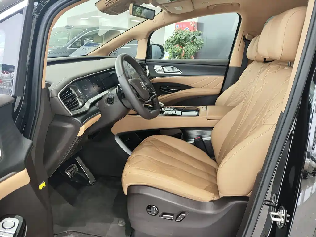 Denza D9 2025 DM-i smart driving version 1020 four-wheel drive flagship model купить на сайте DeffCars