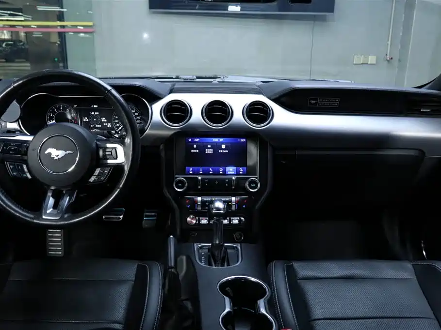 Mustang 2020 2.3L EcoBoost купить на сайте DeffCars