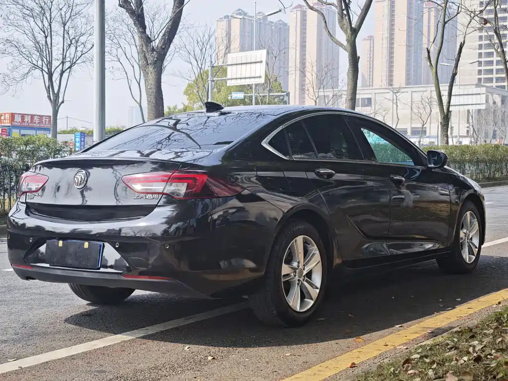 Regal 2019 20T Elite National VI купить на сайте DeffCars