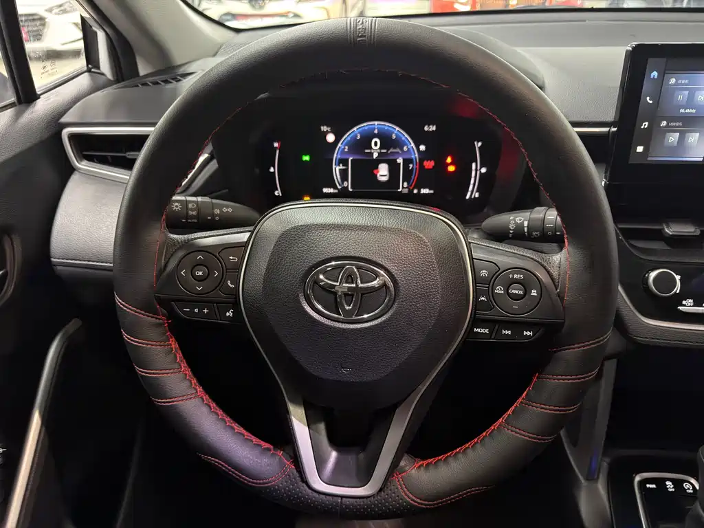 Fenglanda 2023 2.0L CVT leading version купить на сайте DeffCars