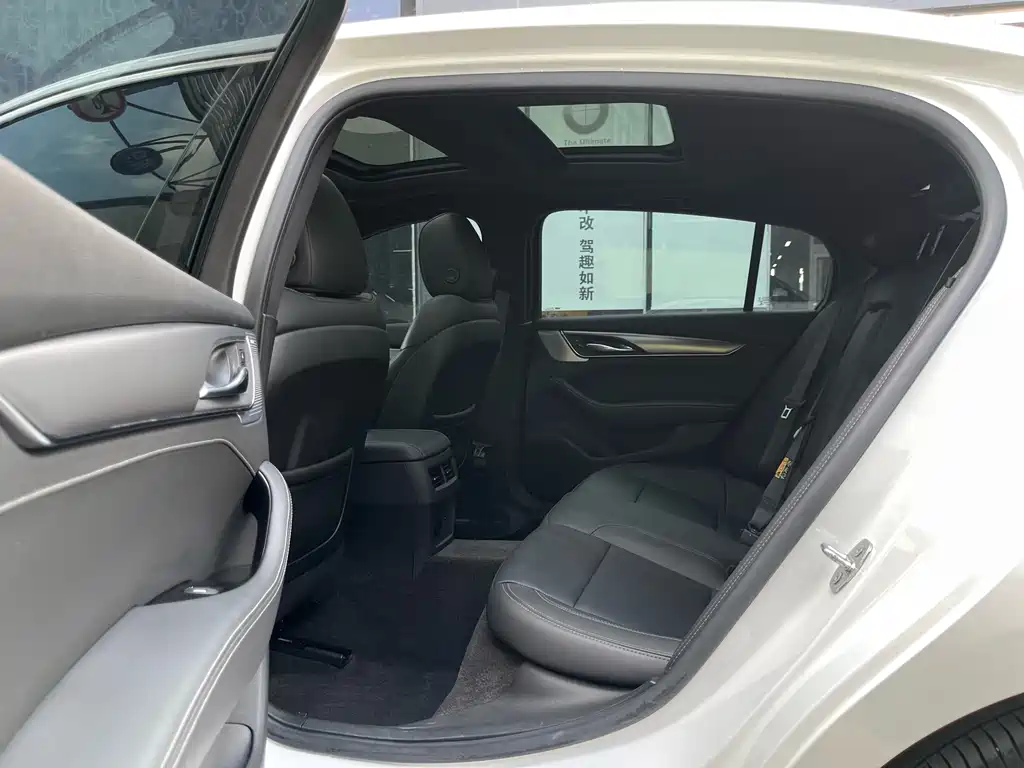 Cadillac CT5 2023 28T luxury model (standard version) купить на сайте DeffCars