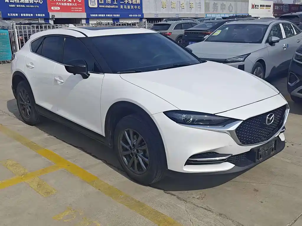 Mazda CX-4 2021 2.0L automatic two-wheel drive Blue Sky Vitality Edition купить на сайте DeffCars