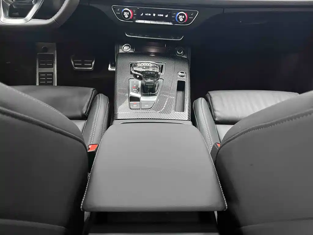 Audi Q5L 2023 40T luxury and dynamic model купить на сайте DeffCars