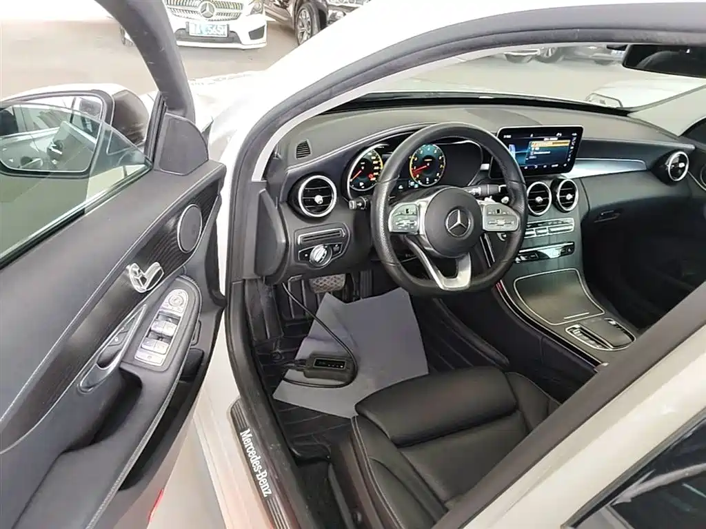 Mercedes-Benz C-Class 2021 C 200 L Fashionable Sports Edition купить на сайте DeffCars