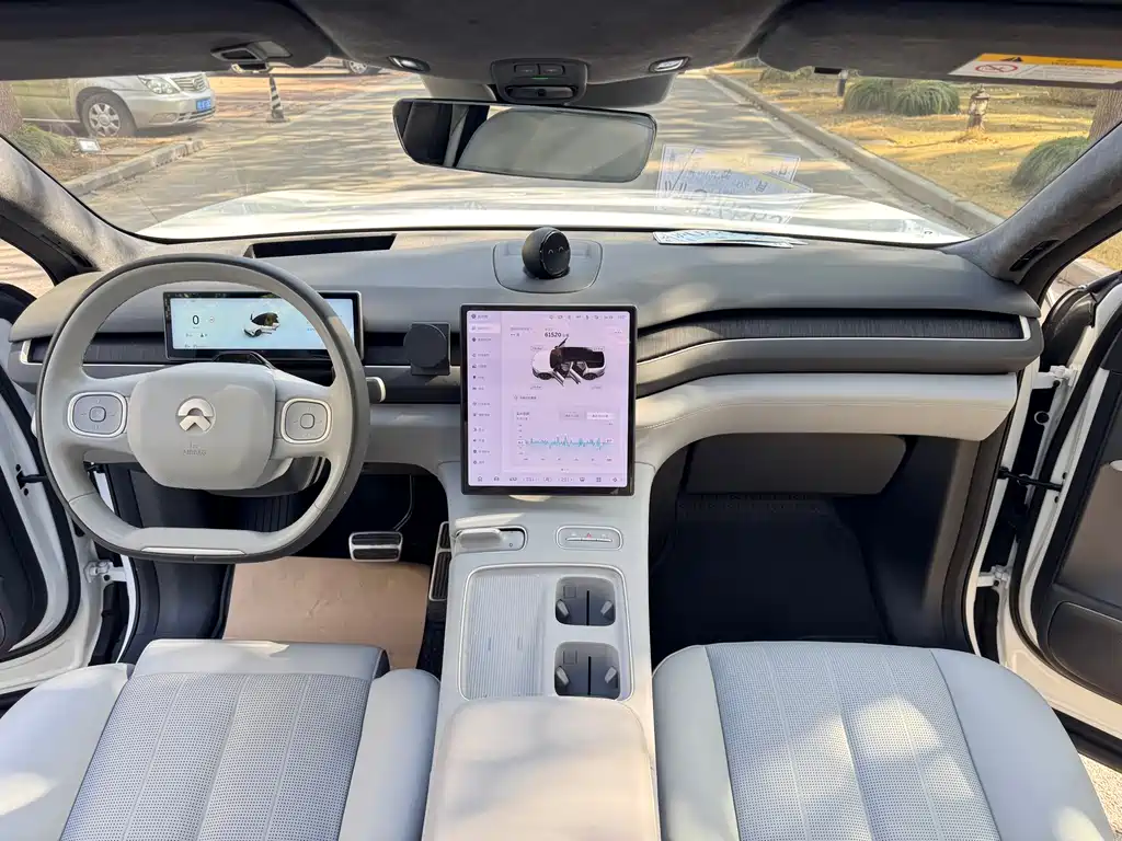 NIO ES8 2024 model 75kWh купить на сайте DeffCars