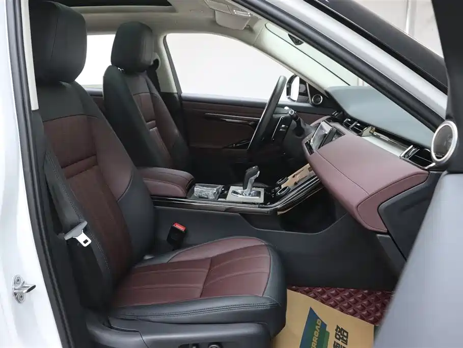 Range Rover Evoque 2021 Evoque L 249PS R-Dynamic SE Deluxe Edition купить на сайте DeffCars