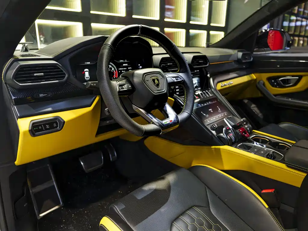 Urus 2021 4.0T V8 купить на сайте DeffCars
