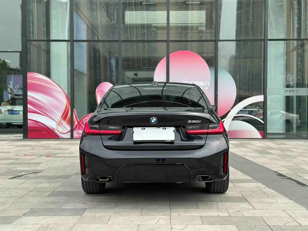 BMW 3 Series 2025 330i M Sports Night Package купить на сайте DeffCars