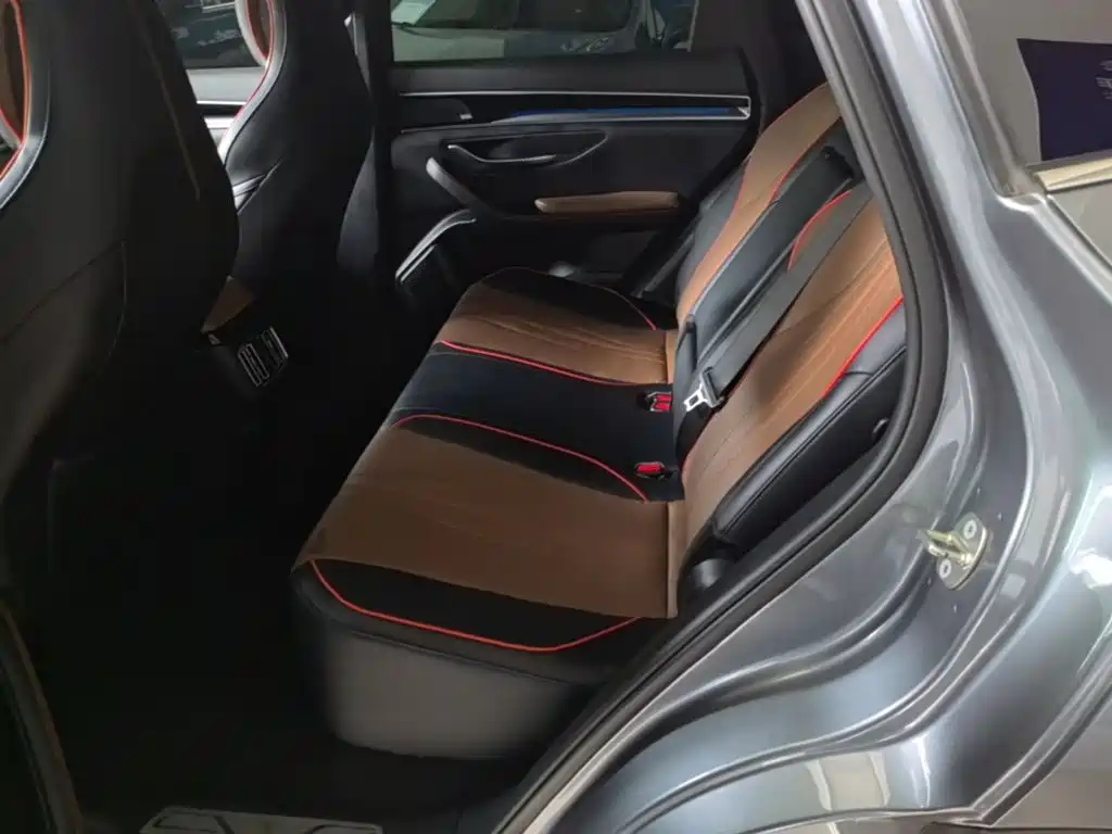 Song PLUS New Energy 2021 DM-i 100KM four-wheel drive flagship PLUS купить на сайте DeffCars