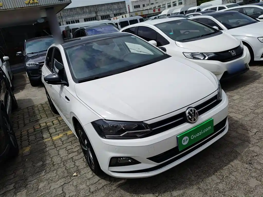 Polo 2019 Plus 1.5L Automatic Beats Trendy Edition купить на сайте DeffCars