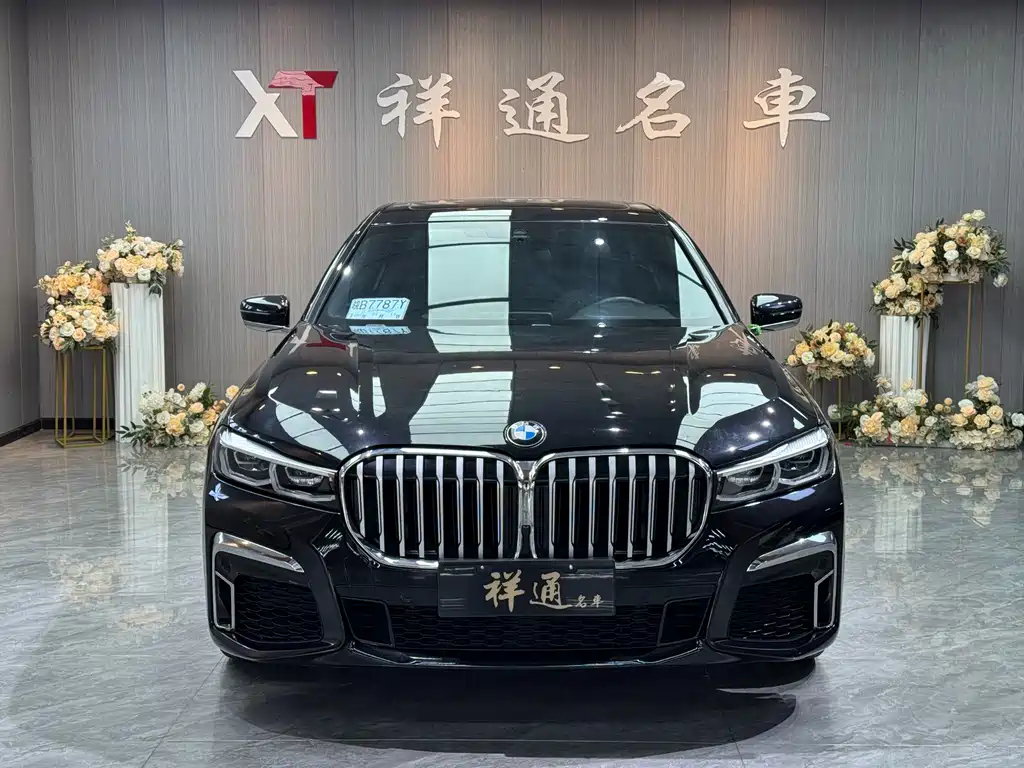 BMW 7 Series 2021 740Li Leading M Sports Package купить на сайте DeffCars