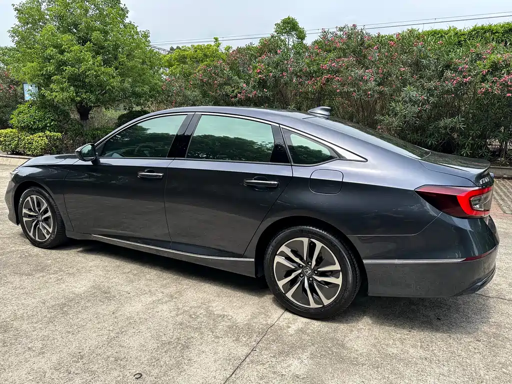 Accord 2022 Sharp Hybrid 2.0L Sharp Collar Edition купить на сайте DeffCars