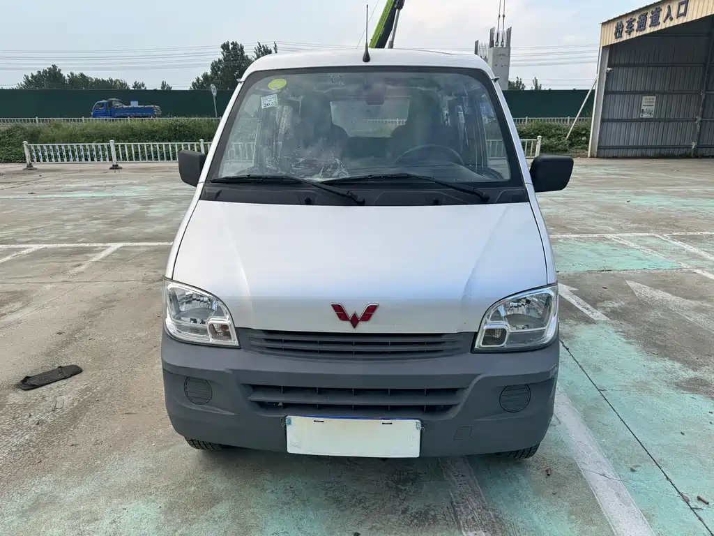 Wuling Zhiguang 2020 1.2L Practical National VI LSI купить на сайте DeffCars