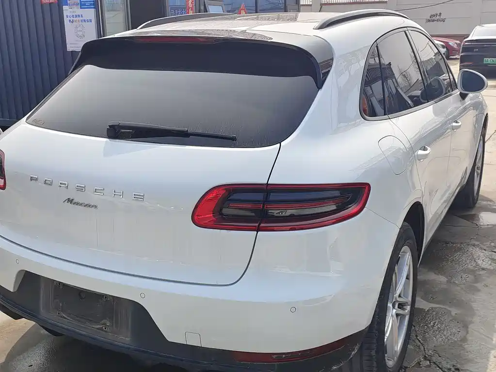 Macan 2016 Macan 2.0T купить на сайте DeffCars
