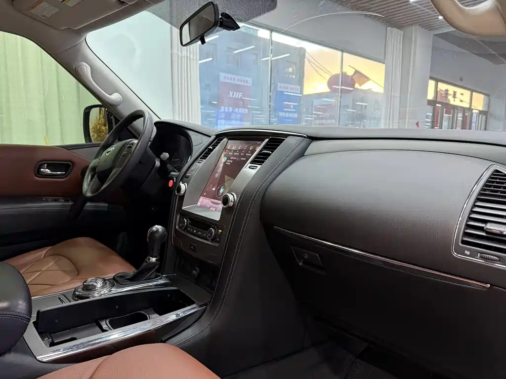 Patrol 2018 4.0L LinkedIn model купить на сайте DeffCars