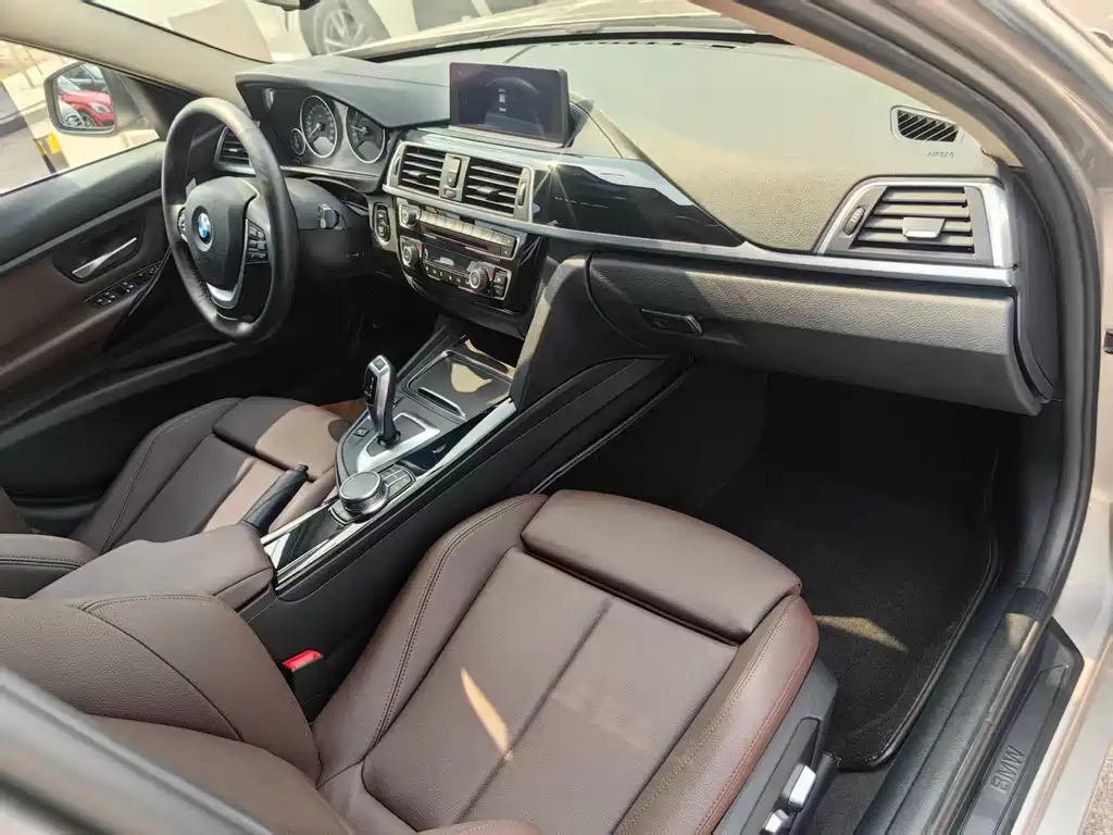 BMW 3 Series 2019 320Li Fashion Model купить на сайте DeffCars