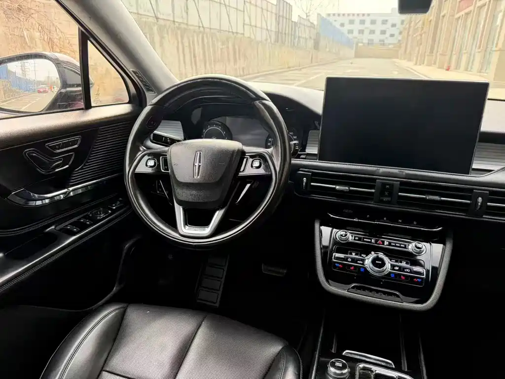 Adventurer 2021 2.0T two-wheel drive Zunyue Edition купить на сайте DeffCars