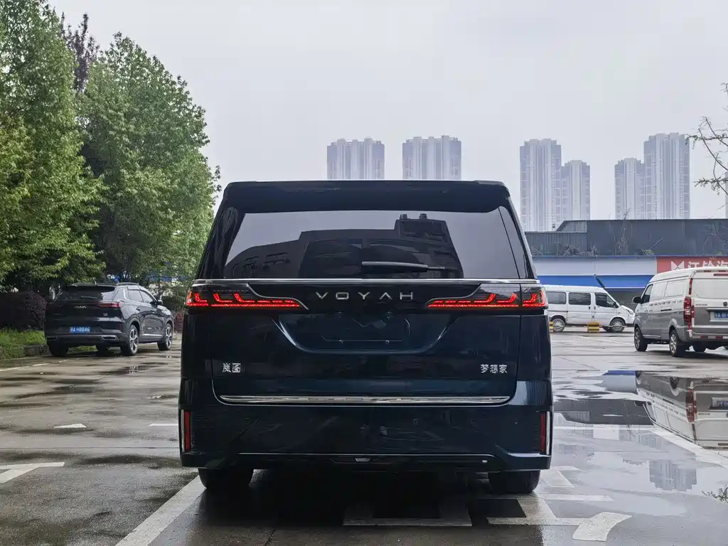 Lantu Dreamer 2025 PHEV four-wheel drive flagship Kunpeng version купить на сайте DeffCars