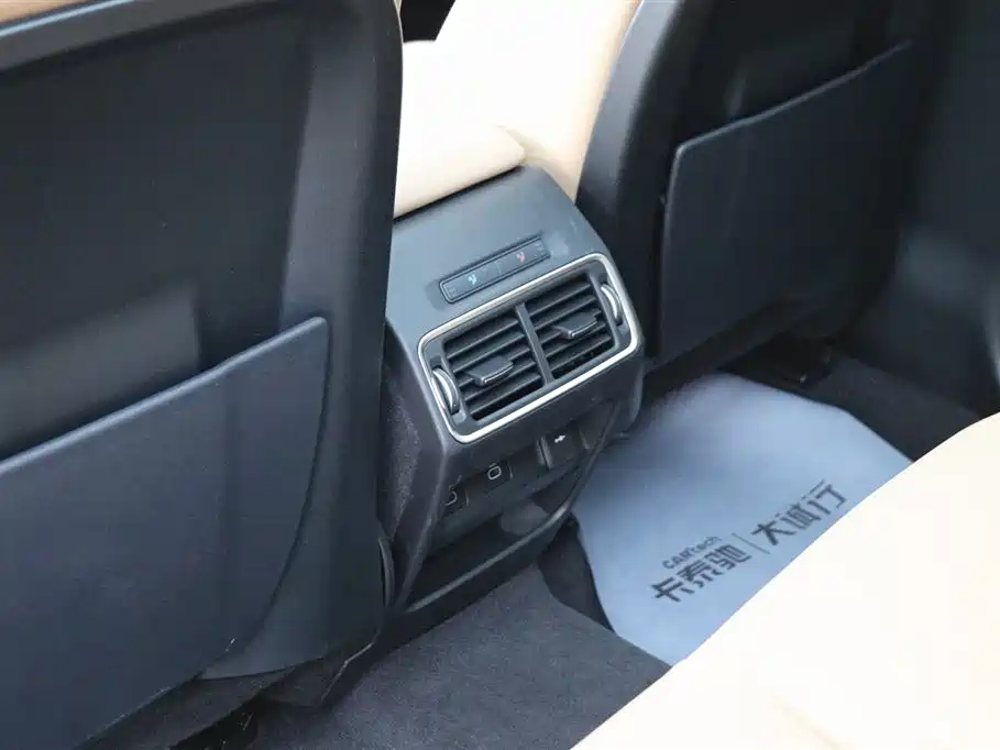 Discovery Sport 2025 249PS Performance Technology Edition купить на сайте DeffCars