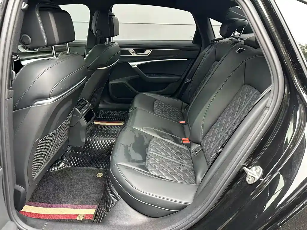 Audi A6L 2024 45 TFSI quattro premium dynamic model купить на сайте DeffCars